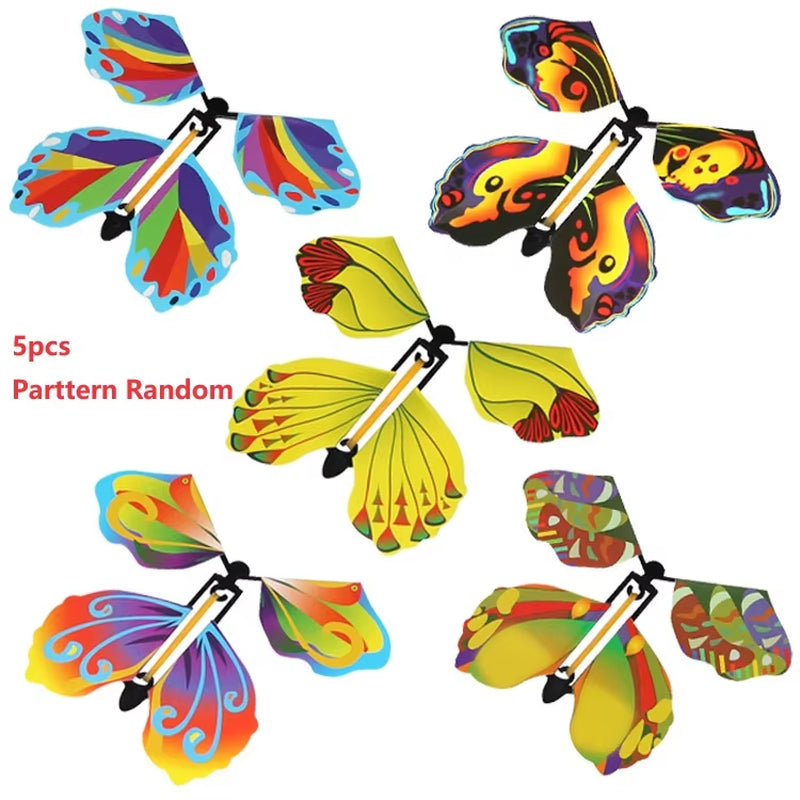 Magic Flying Butterflies Wind up Toy in the Sky Bookmark Greeting Cards Rubber Band Powered Kids Magic Props Surpris Gift